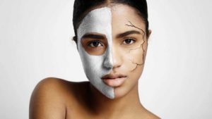 Leia mais sobre o artigo 3 sinais de que você está usando muitos cosméticos na pele.