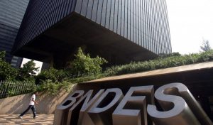 Leia mais sobre o artigo Crédito emergencial para pequenas empresas já superou r$ 40 bilhões, diz BNDES