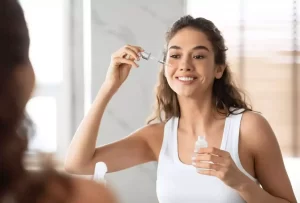 Leia mais sobre o artigo Brasileiras gastam cerca de R$ 237 ao ano com produtos de skincare