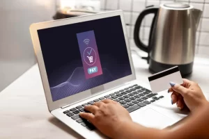 Leia mais sobre o artigo Cartão de crédito parcelado lidera pagamentos em compras online