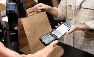 Leia mais sobre o artigo Comerciantes aderem ao Dia Livre de Impostos e oferecem descontos de até 70%