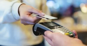 Leia mais sobre o artigo Aumento de 8% – Compras com cartões somam R$ 1,7 trilhão no 1º semestre