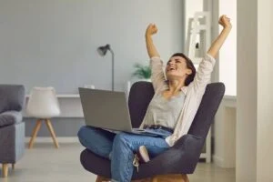 Leia mais sobre o artigo Empresas brasileiras testaram a semana de 4 dias. E o lucro subiu, não caiu