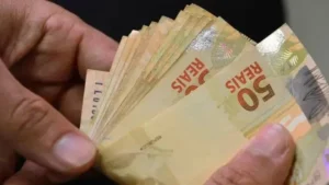 Leia mais sobre o artigo Estudo: R$ 143 bilhões migraram do varejo para as bets