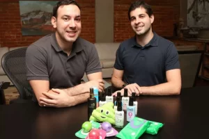 Leia mais sobre o artigo FreeBrands quer levar cosméticos para 30 mil PDVs