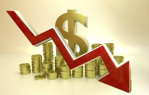 Leia mais sobre o artigo Estudo da FGV aponta que pandemia provocou queda de renda de 20,1%