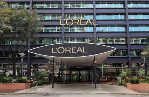 Leia mais sobre o artigo L’oréal acelera recuperação das vendas dos produtos de beleza