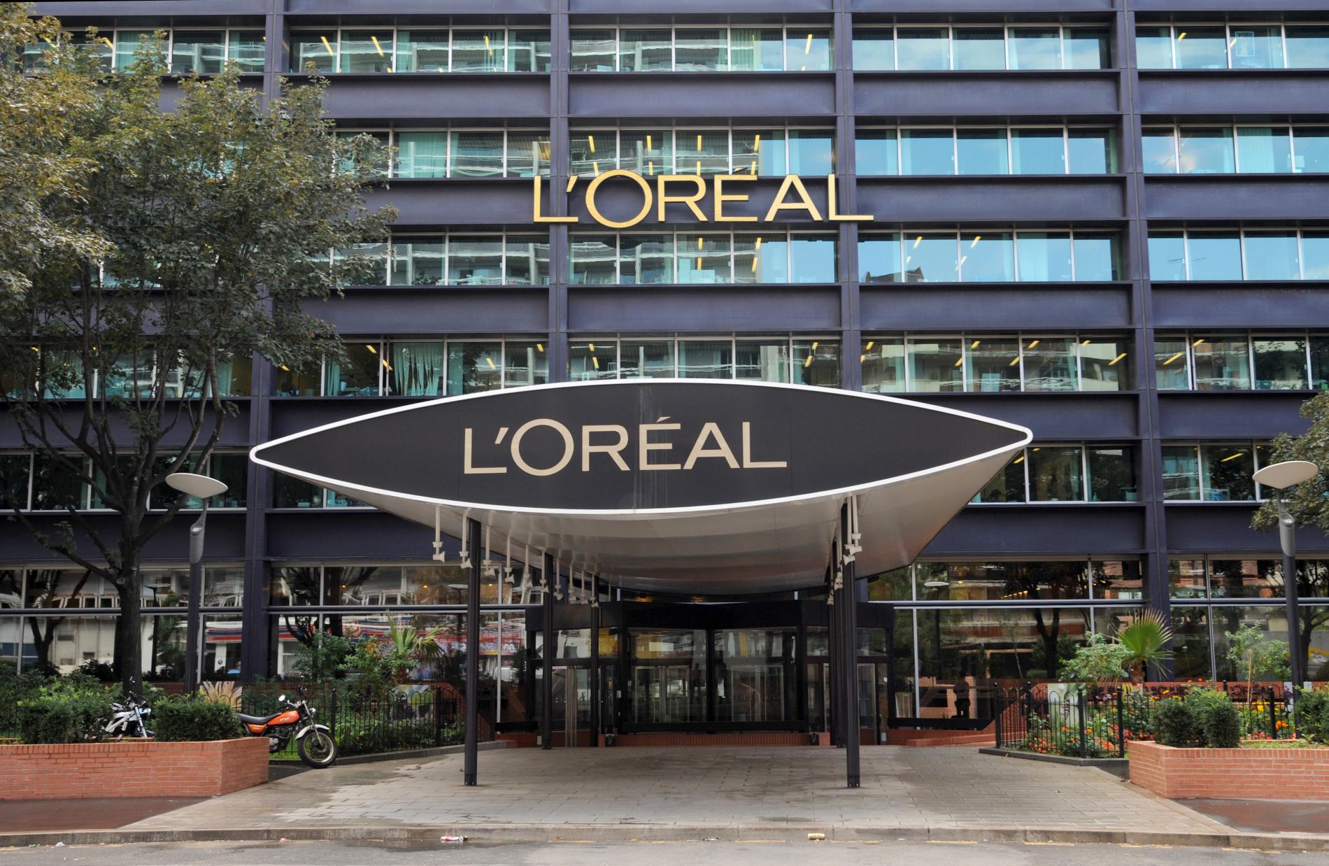 No momento, você está visualizando L’oréal combate os resíduos de plástico com novo investimento em biotecnologia