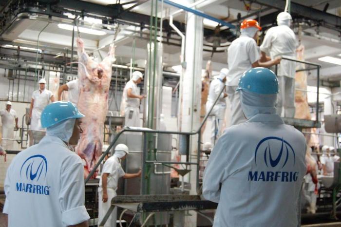 Leia mais sobre o artigo Marfrig passa a processar carne orgânica no Brasil