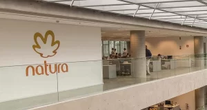 Leia mais sobre o artigo Foco em Conteúdos de Beleza – Natura investe no digital com novo canal no WhatsApp
