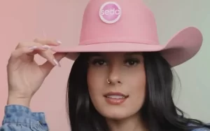 Leia mais sobre o artigo Nova Parceria na Unilever – Seda traz Ana Castela como nova embaixadora