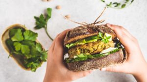 Leia mais sobre o artigo O mercado de carnes vegetais no Brasil e no mundo