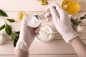 Leia mais sobre o artigo Personalização de cosméticos no radar regulatório da Anvisa