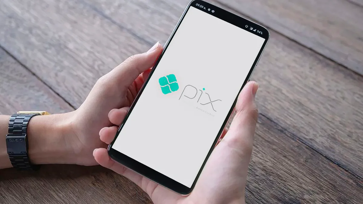 Leia mais sobre o artigo Pix entre consumidores e estabelecimentos movimentou R$ 1,8 trilhão em julho