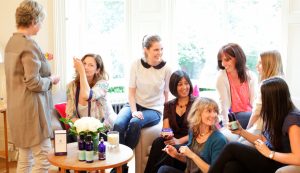 Leia mais sobre o artigo O ti-ti-ti da venda porta a porta agora é pela web