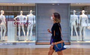 Leia mais sobre o artigo Vendas reais no varejo brasileiro despencam 36,5% em abril, aponta indicador