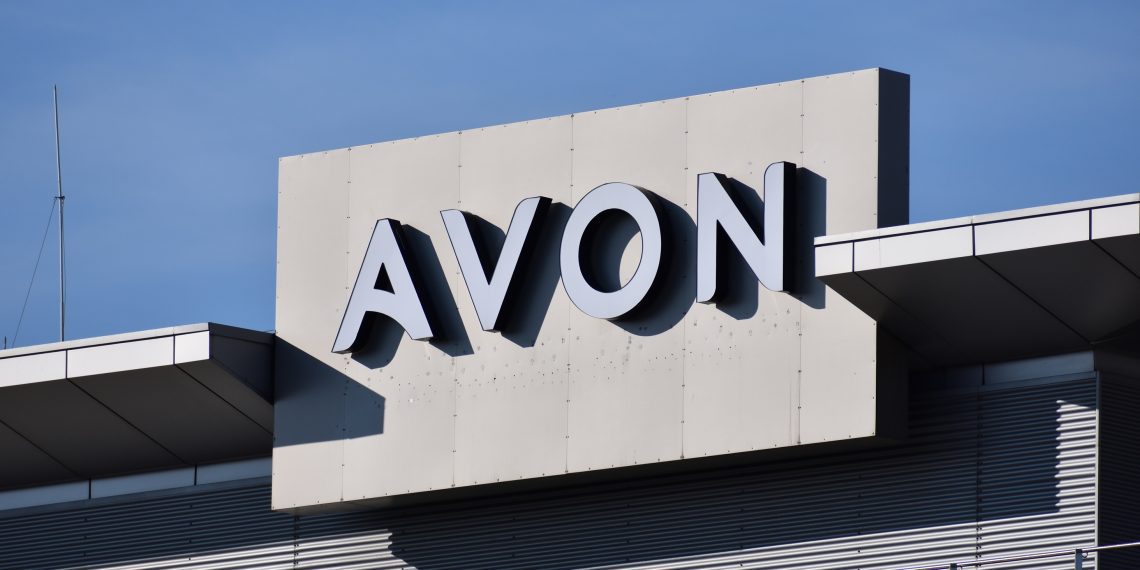 No momento, você está visualizando Natura anuncia demissão de 25% da equipe da Avon International