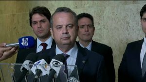 Leia mais sobre o artigo Governo edita MP para tornar lei antecipação do 13º dos aposentados