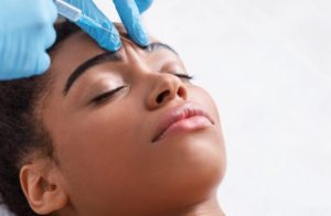 Leia mais sobre o artigo Farmácia estética: entenda a atuação do farmacêutico na saúde estética