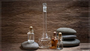 Leia mais sobre o artigo Flor de alecrim e pó de mirra: cientistas recriam cosméticos do século 16