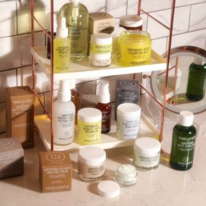 Leia mais sobre o artigo L’Oréal adquire Youth to the People