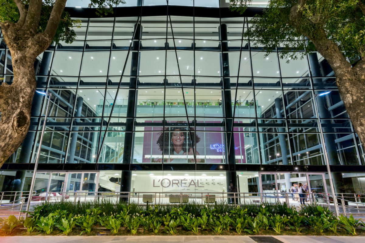 Leia mais sobre o artigo L’Oréal Brasil vence Prêmio CONAREC na categoria Cosméticos, Perfumaria e Higiene Pessoal