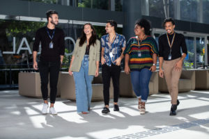 Leia mais sobre o artigo L’Oréal Brasil atinge meta de 100% Salário Digno e lidera movimento de transformação social junto a ONU no país