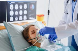 Leia mais sobre o artigo ATENÇÃO – SP vê alta de 250% de internados por Covid-19 em um mês