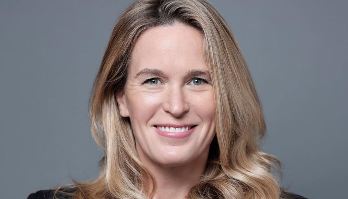 Leia mais sobre o artigo Beiersdorf nomeia Grita Loebsack como nova presidente da Nivea