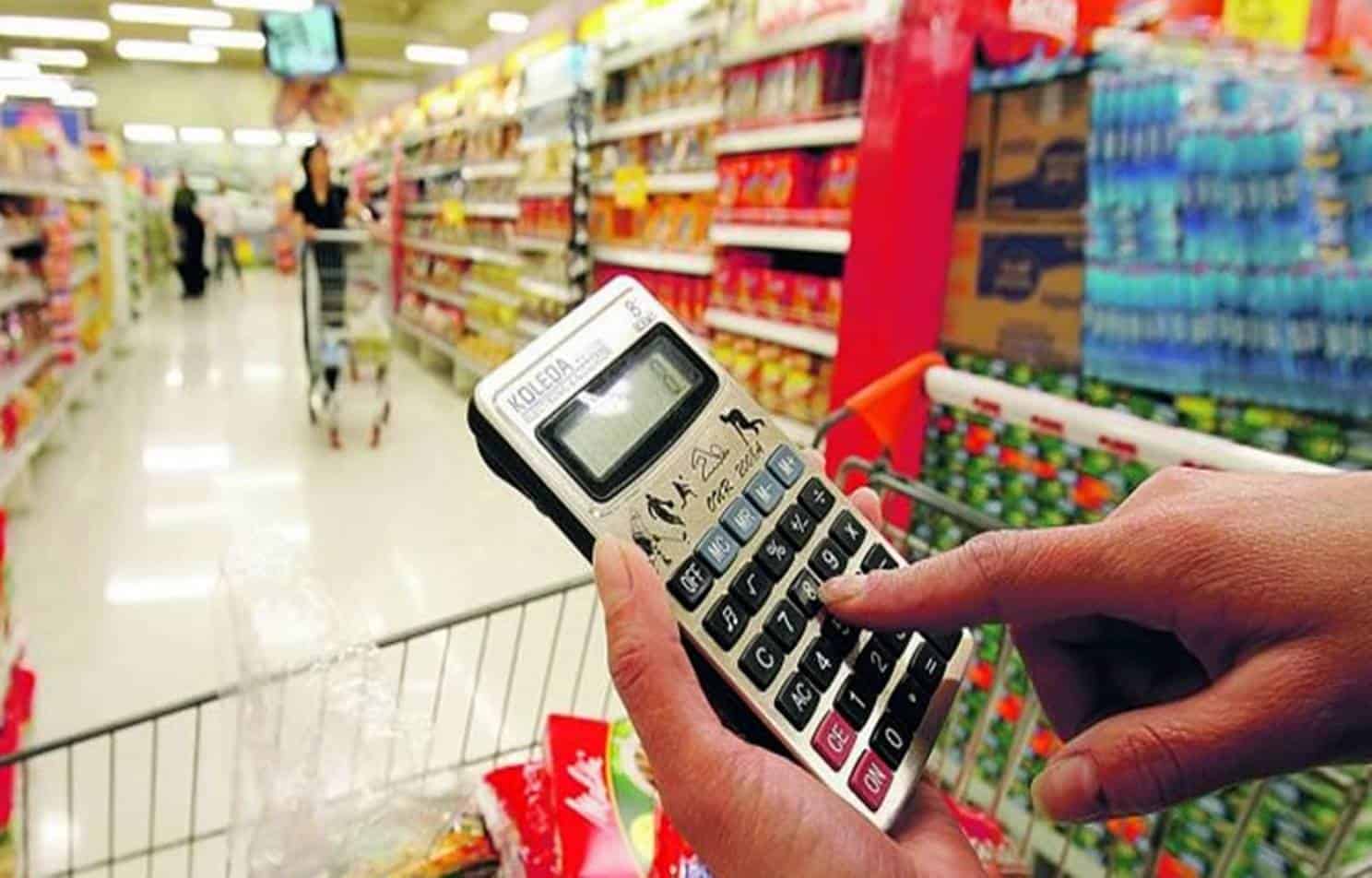 Leia mais sobre o artigo Por que tanta coisa ficou cara em 2021? Entenda a partir de análises de economistas