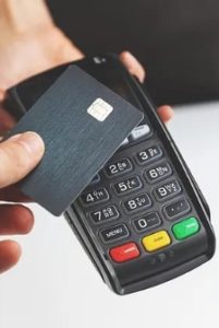 Leia mais sobre o artigo Transações Somam R$ 834 bi – Pagamentos com cartões aumentam 37%