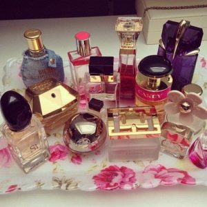 Leia mais sobre o artigo Empresas de perfumaria e beleza desenvolvem produtos conectados com as emoções