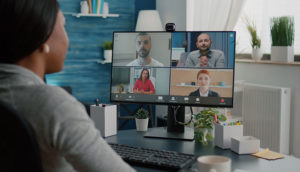 Leia mais sobre o artigo Pesquisa aponta que 65% das empresas irão adotar sistema híbrido de trabalho pós-pandemia