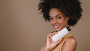 Leia mais sobre o artigo Vendas de cosméticos cresceram próximo a 10% no primeiro semestre de 2022